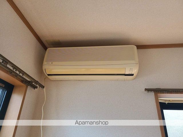 ロイヤルコート浜松町の内装写真