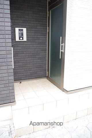 リバーサイド・レジデンスの玄関写真