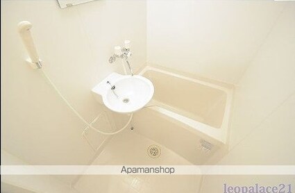 レオパレスエスペーロ本町[1K/19.87m2]のバス