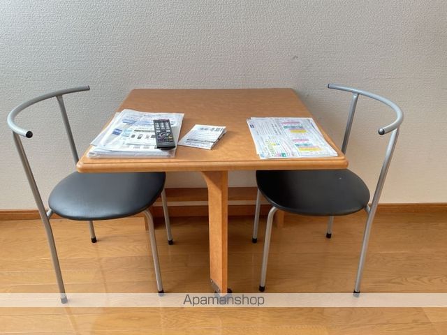 レオパレステツ壱番館の内装写真