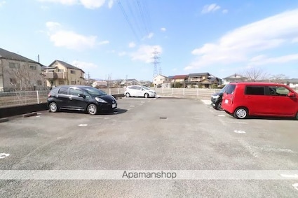 エントピアかすみ[2LDK/56.5m2]の駐車場