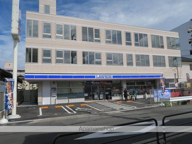 ロイヤルフラット壱番館の周辺写真