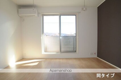 レトア本町西[1K/27.7m2]のリビング・居間