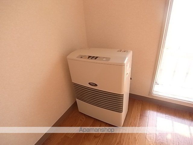 クレストテージ伏見の内装写真