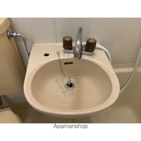 シャトール田口戸塚IIの内装写真