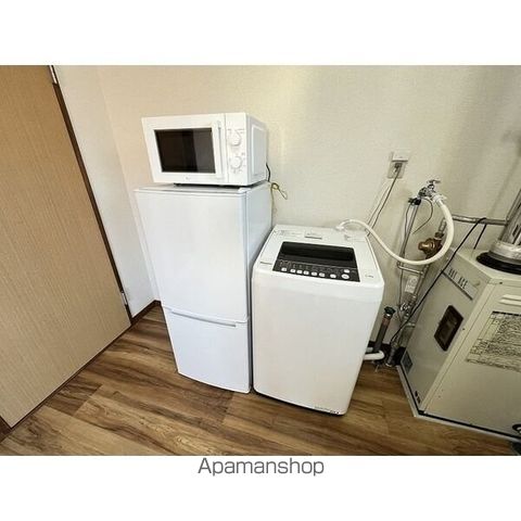 白い風船の内装写真