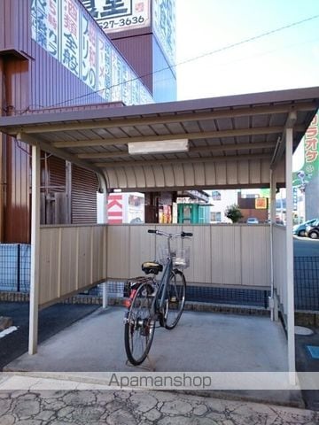 LITTLE KOHOKUの内装写真