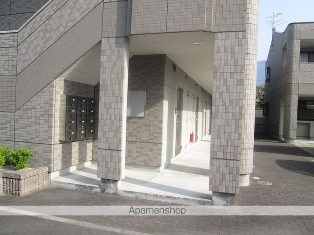 GーSTAGE 四国中央 参番館の玄関写真