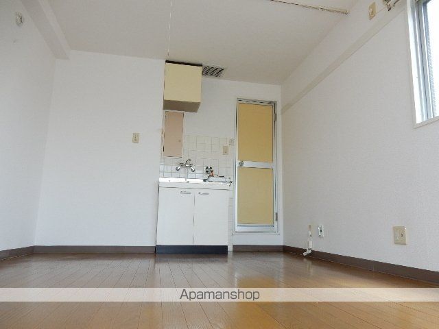 パークウェー学南の内装写真