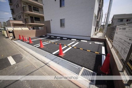 東京都八王子市高倉町[1LDK/54.19m2]の駐車場