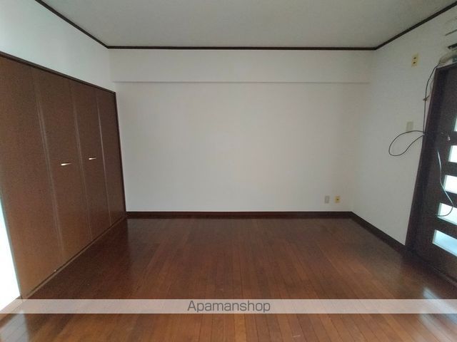 教興寺マンションの内装写真
