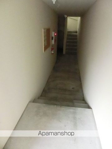 プルメリア真駒内の玄関写真