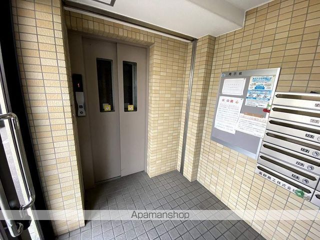 イーストパレス仙台の玄関写真