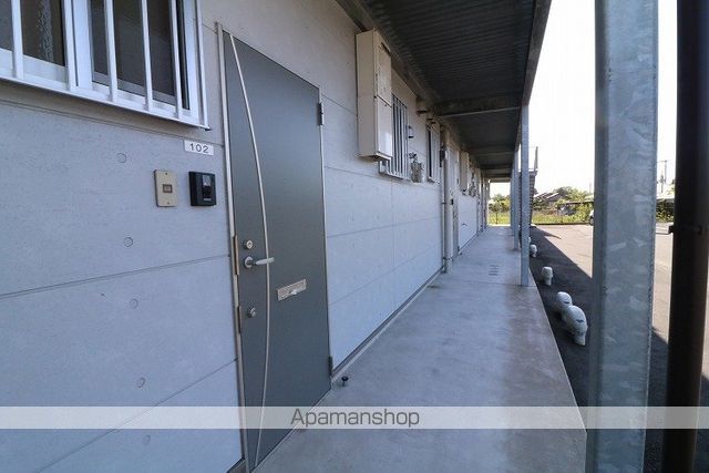 アネックス高山Bの玄関写真