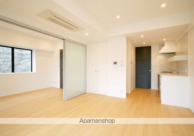 カスタリア新宿夏目坂[2LDK/62.7m2]の内装1
