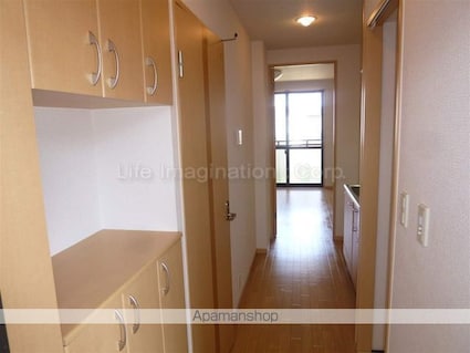 ＧＲＡＮＤＩＲ　ＴＨＲＥＥ　ＯＮＥ[1K/26.3m2]の内装3