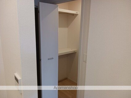 ソラーナ[1LDK/46.7m2]の収納