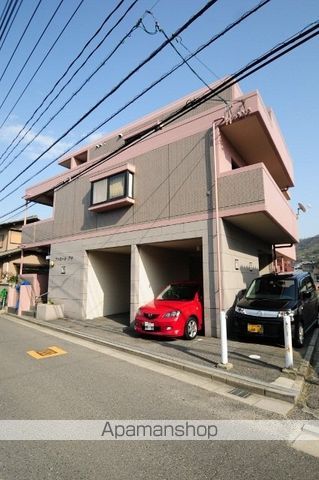 ファミールアキの外観写真