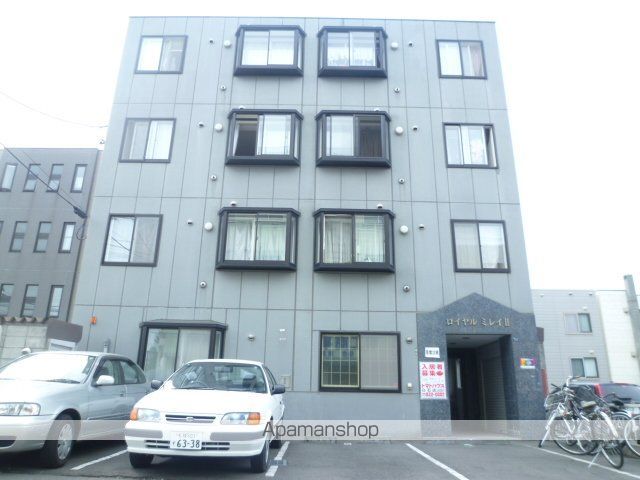 ロイヤルミレイIIの外観写真