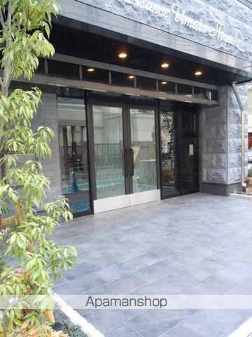 プレサンス梅田東GLADの玄関写真