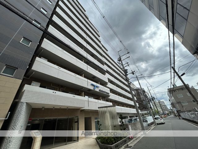 SERENiTE江坂四番館の外観写真