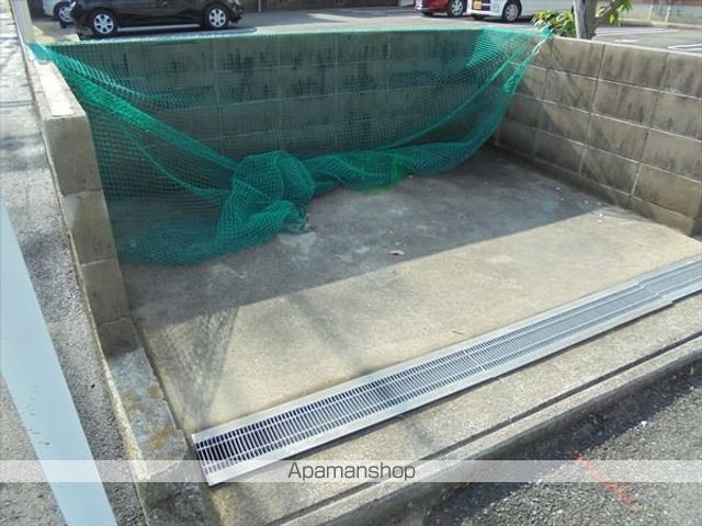 和歌山県和歌山市西庄[2LDK/54.91m2]の共用部1