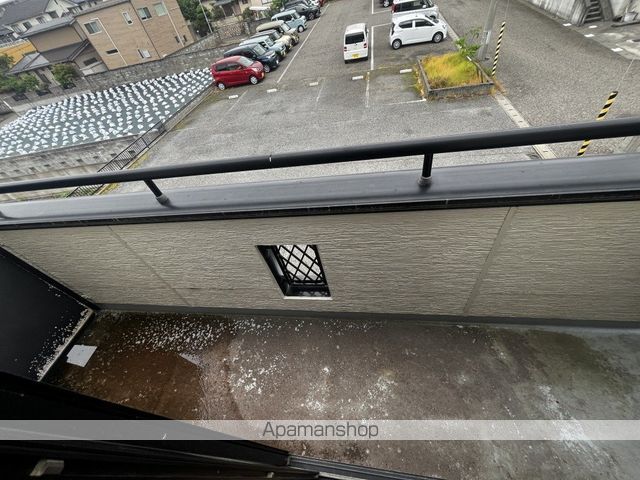 ラフィーネ吉川Iの内装写真