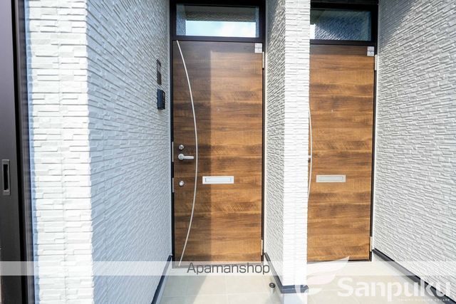 エルミタージュの玄関写真