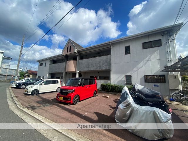 森本マンションの外観写真