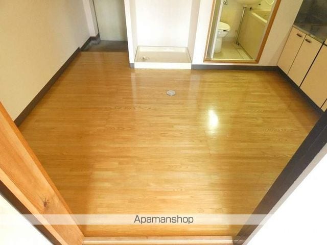 ハイツ門名の内装写真