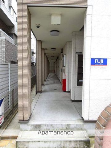 フジパレス駒川中野の玄関写真