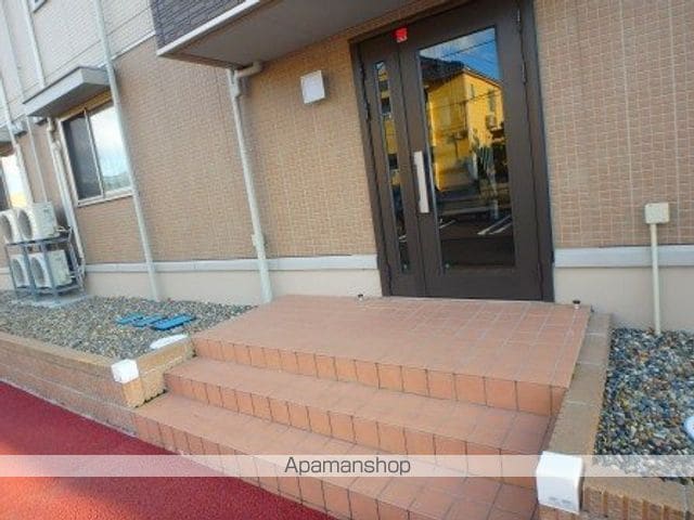 モンブラン Aの玄関写真