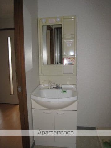 サンローゼ大宮の内装写真