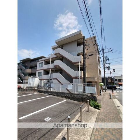 メゾン白鳥の外観写真