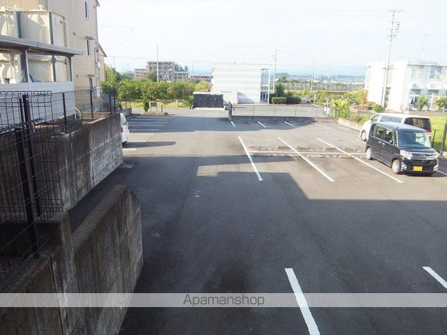 ブライトタイムIの玄関写真