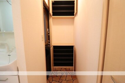 ラ・グラシューズ[2DK/53.76m2]の玄関