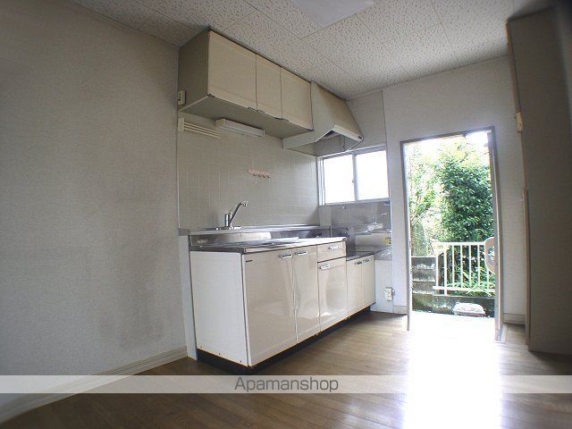アクセス朝倉の内装写真