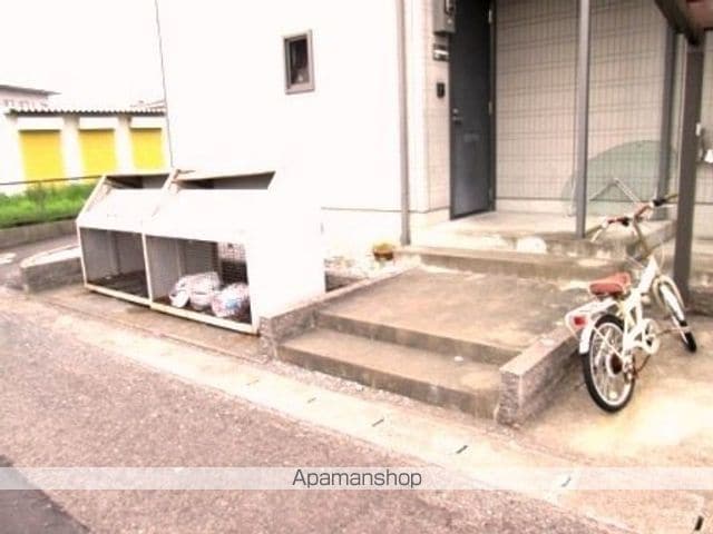 シャーメゾンアルテミスの玄関写真