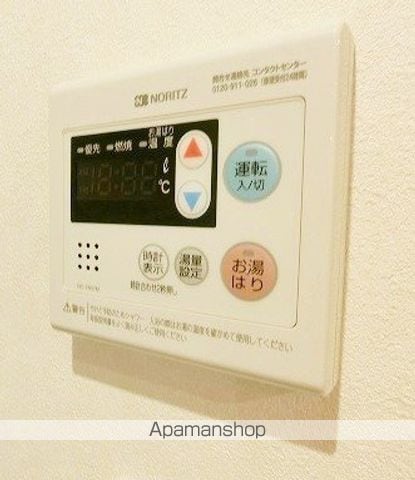 Log登戸Station sideの内装写真