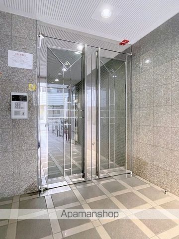 ティックランド南船場の玄関写真