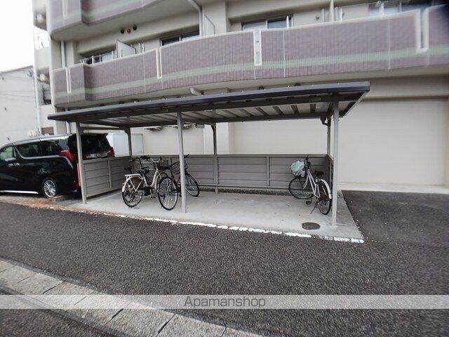高染IX館の外観写真