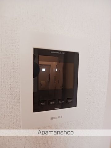 シャンヴィルIII番館の内装写真