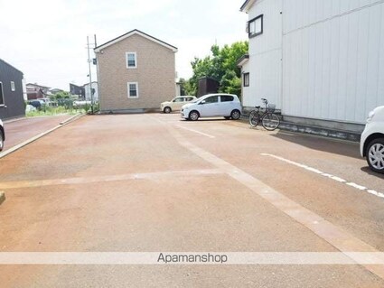 ラフレシール[1K/29.41m2]の駐車場5