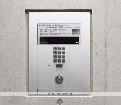 東京都世田谷区北沢５丁目[1LDK/42.07m2]の共用部1