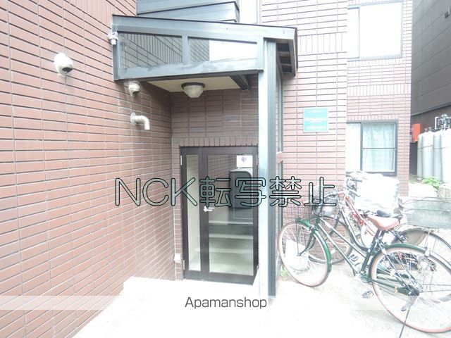 レッドソックス・Lの玄関写真