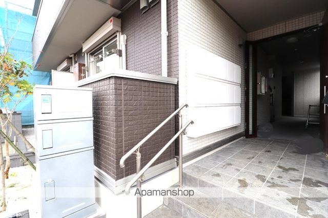 クレセント東住吉の玄関写真