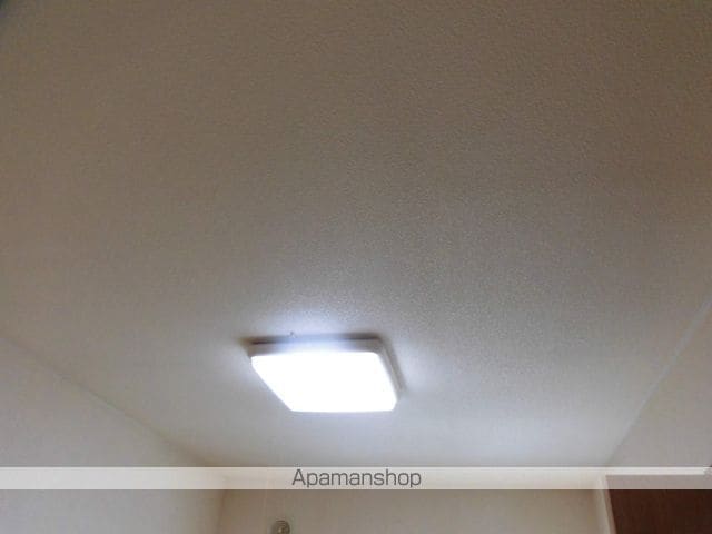 PEER HILLS IIの内装写真