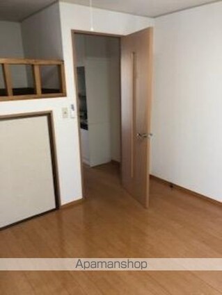 フォンテーヌ・中山[1K/26.71m2]のリビング・居間1