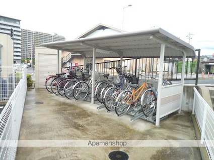 メゾン・ド・フォンテ[1K/30.66m2]の共用部2