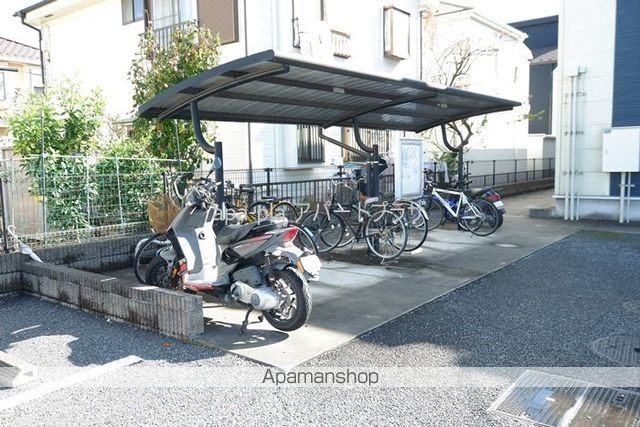 レオネクストFree Oneの玄関写真